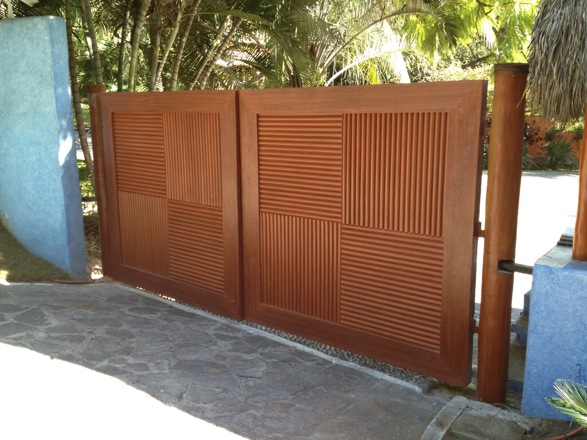 Portones — fotografía 2